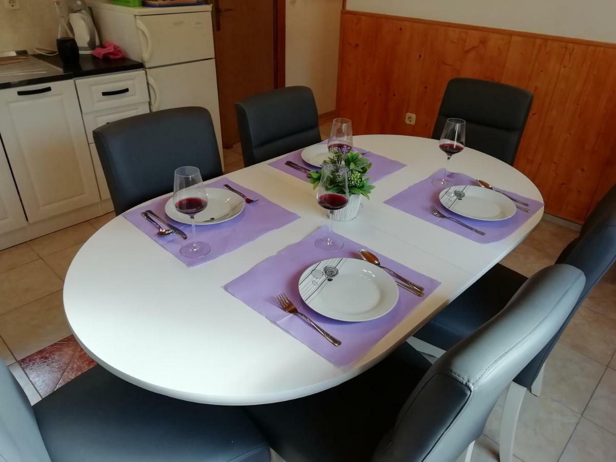 Apartman Radic Ston Esterno foto